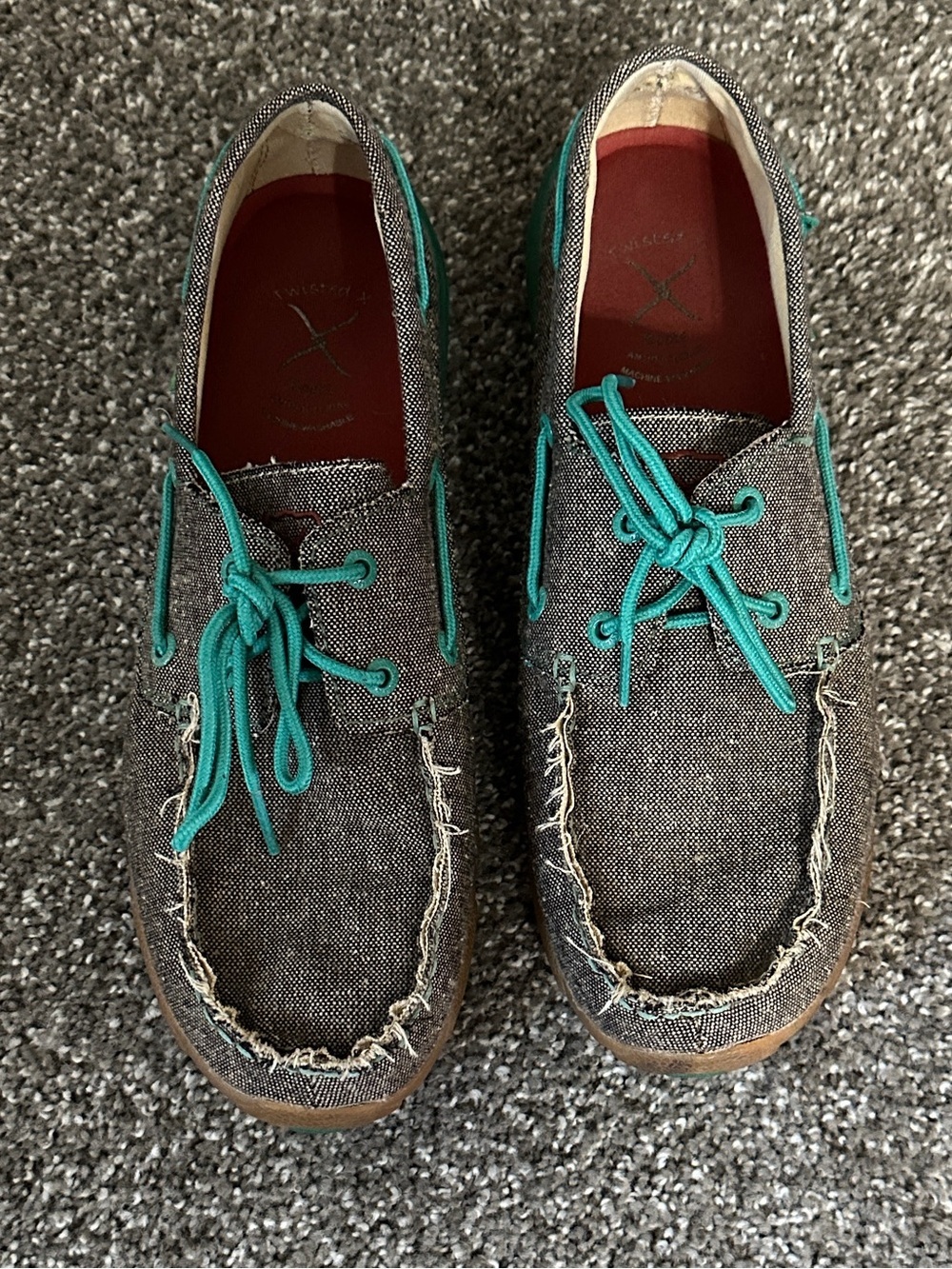 Twisted X Women’s Moccasins with Teal Accents size 10 EUC